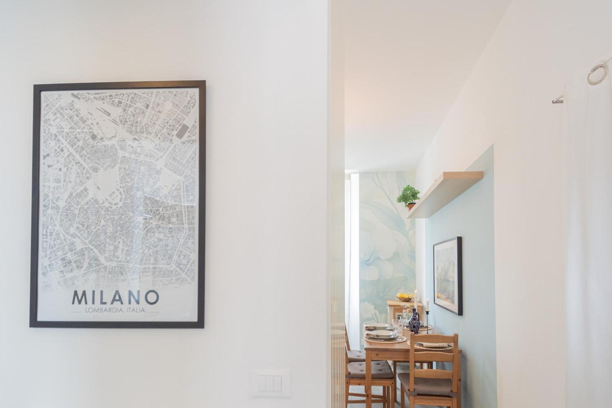 Old Court Hideaway By Rent All Como Bagian luar foto